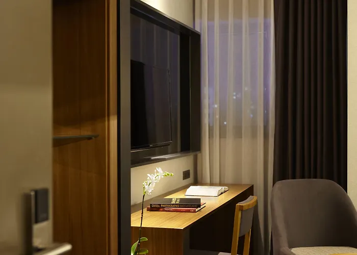 Louis Hamilton Haeundae 3*