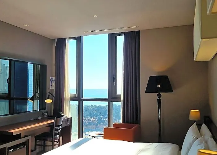 Louis Hamilton Haeundae Hotel Busan