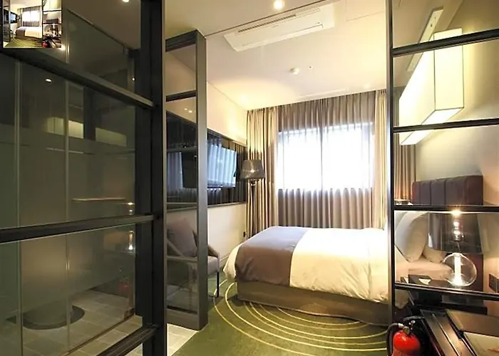 Louis Hamilton Haeundae Hotel