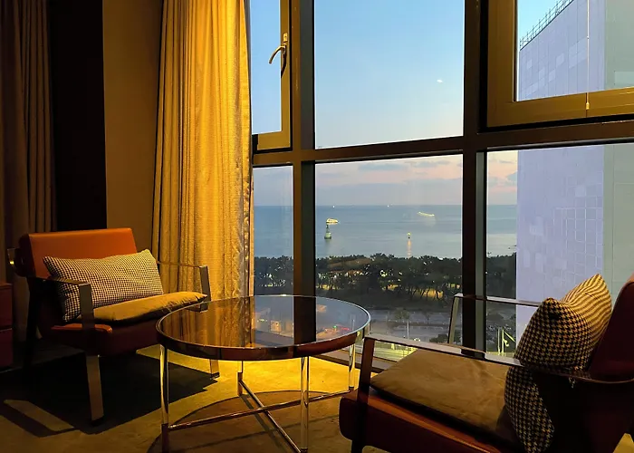 Louis Hamilton Haeundae 3*